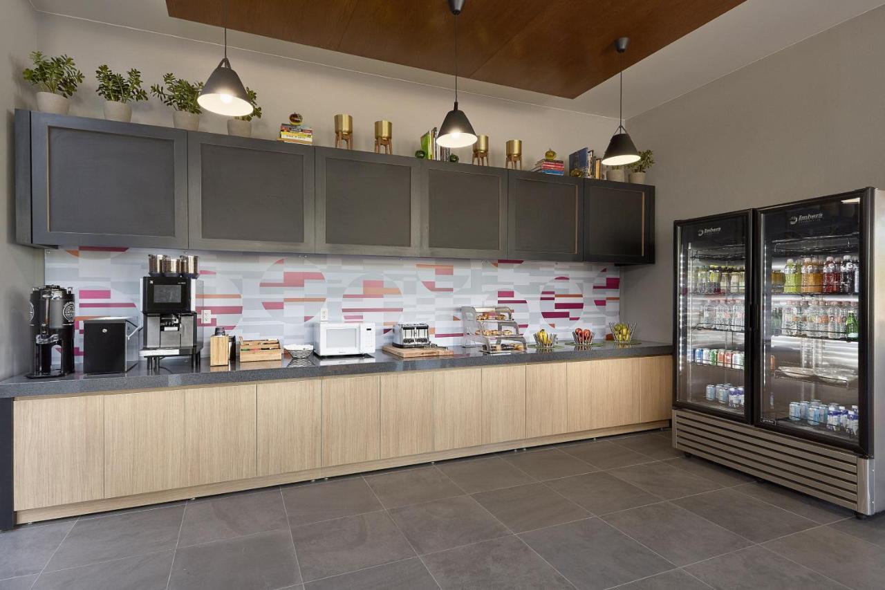 Hotel Aloft Querétaro Extérieur photo
